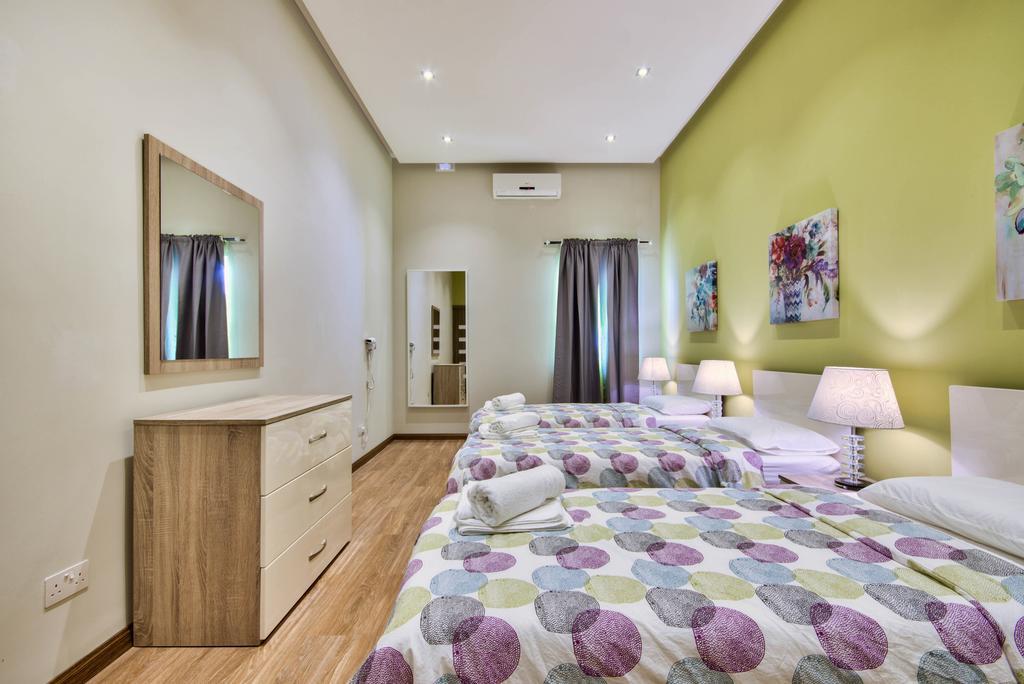 Carob Hills - Villa Gaia Mellieħa Esterno foto